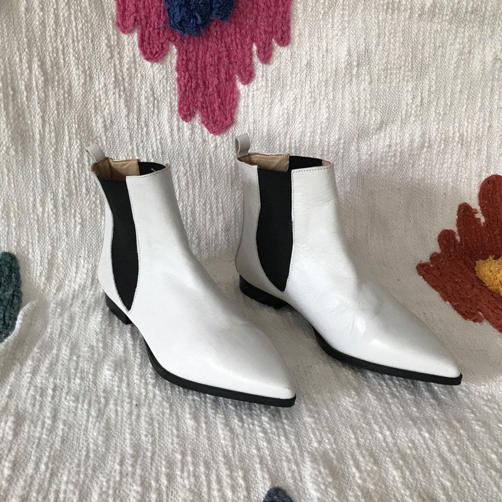 White Trafaluc ankle boots (Zara)